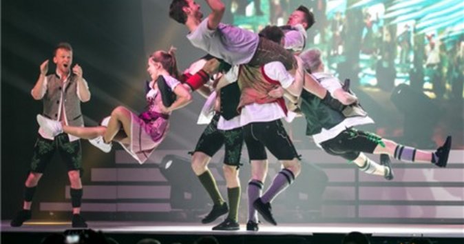 Video: Breakdance in Lederhosen - extended Version - 20min Dinnershow